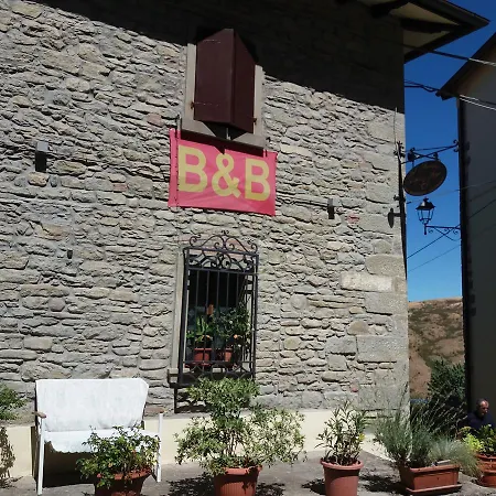 B&B Antico Borgo Piancaldoli Bed & Breakfast *
