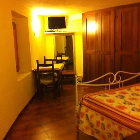 B&B Antico Borgo Piancaldoli Bed & Breakfast *